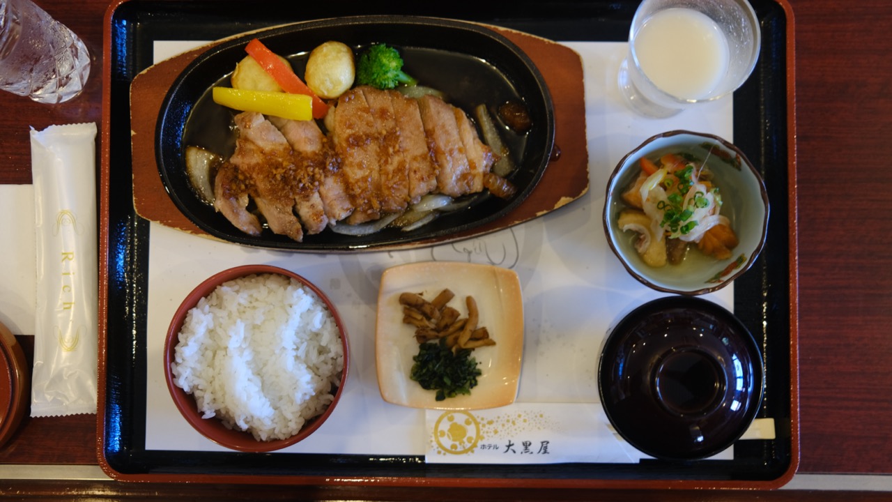 熊本八代薑汁豬肉，因為八代產生姜，所以有這樣的名產。大黑屋 甘酒好好喝